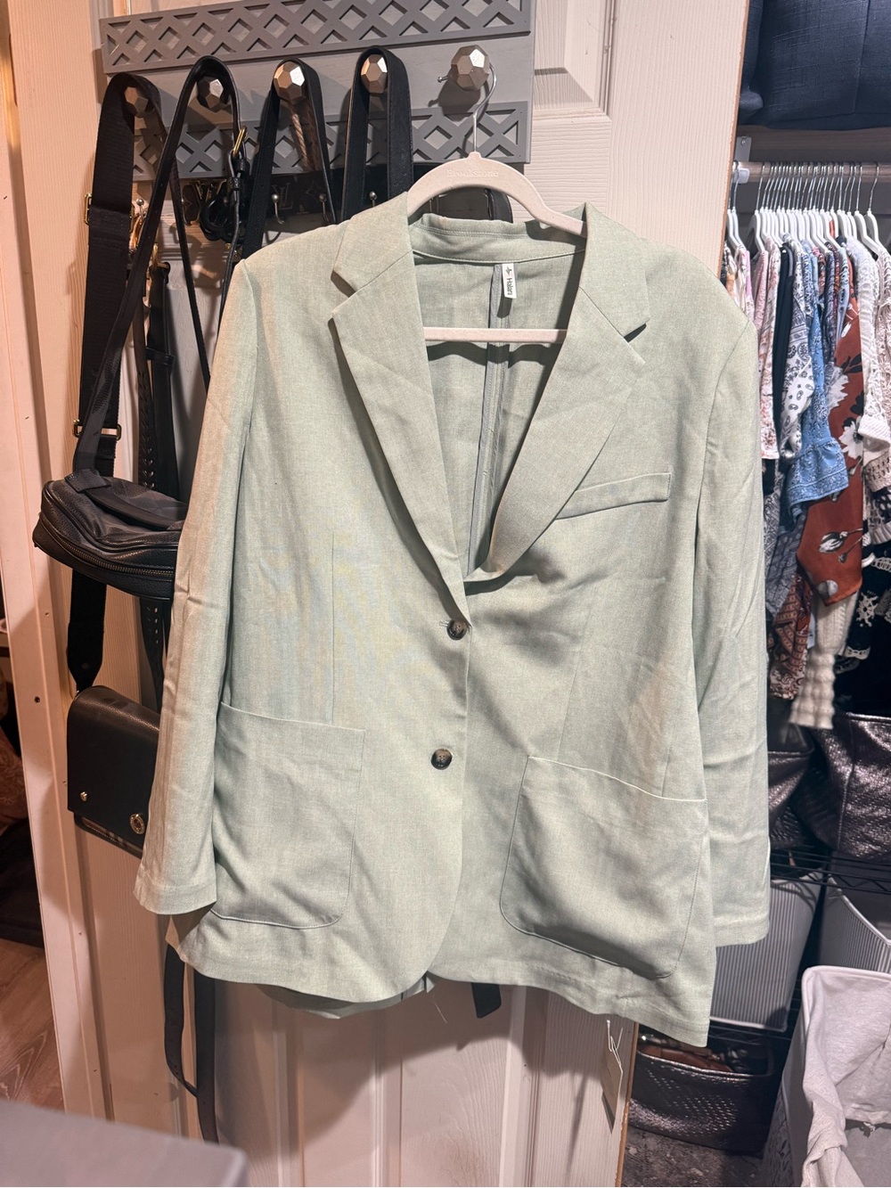HALARA- Notched Collar Long Sleeve Work Linen-Feel Blazer with Pockets in Sage